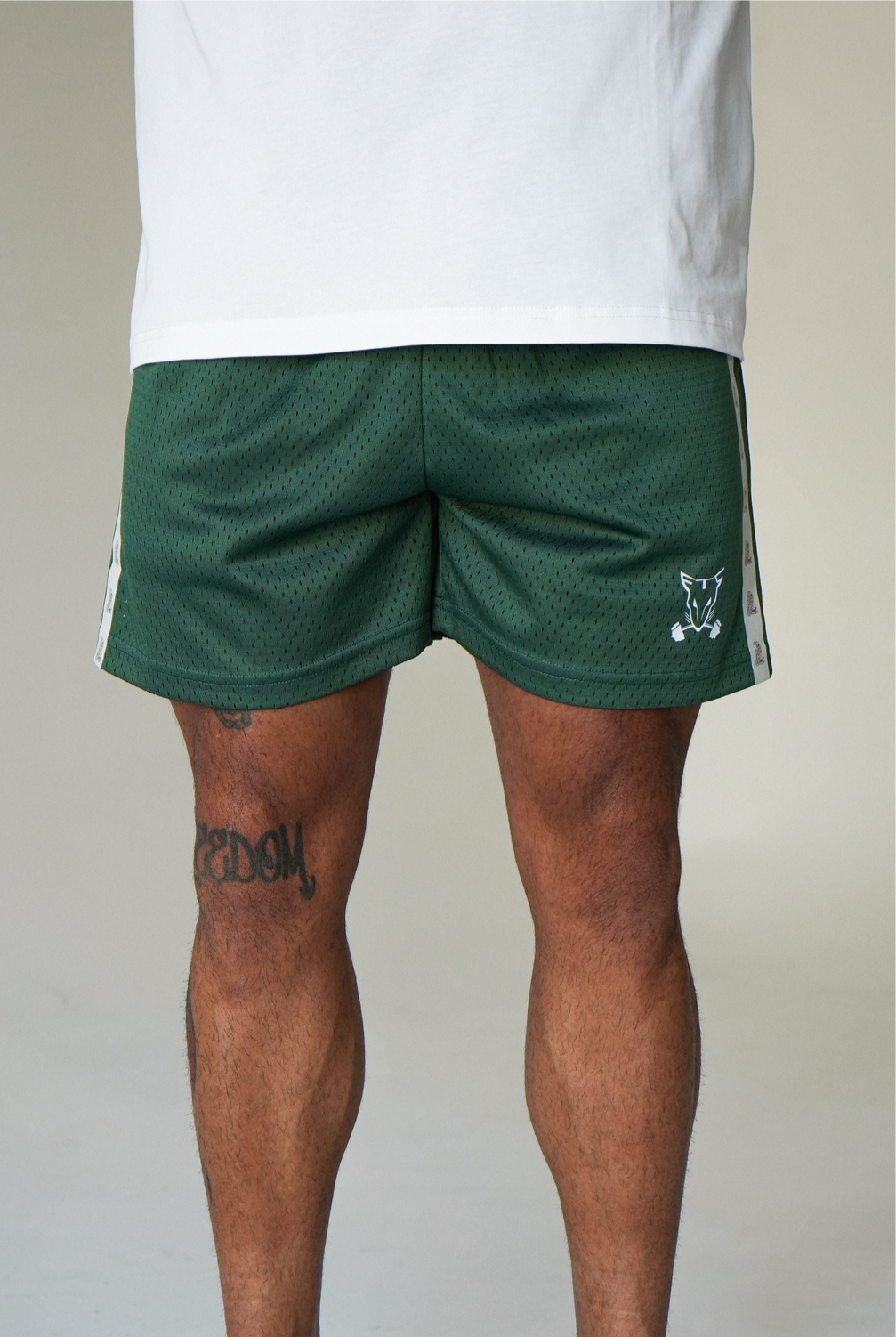 Green Live in the moment shorts