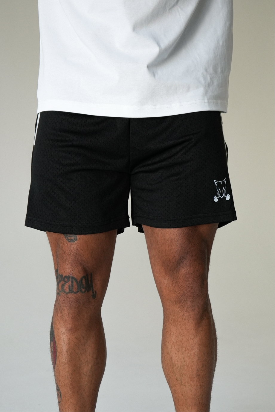 Black Live in the moment shorts